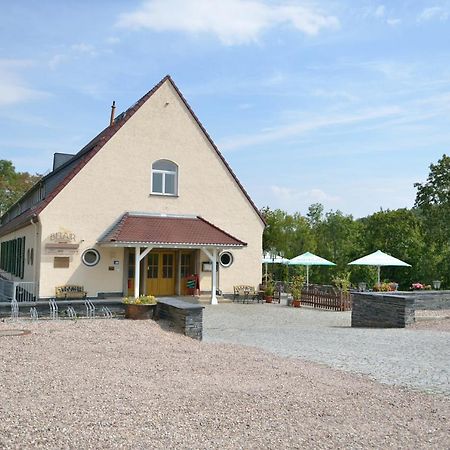 Land- Und Golfhotel Alte Fliegerschule Eisenach Exterior foto