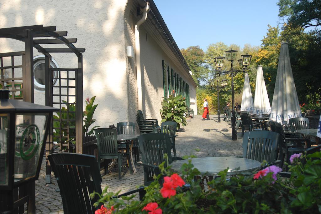 Land- Und Golfhotel Alte Fliegerschule Eisenach Exterior foto