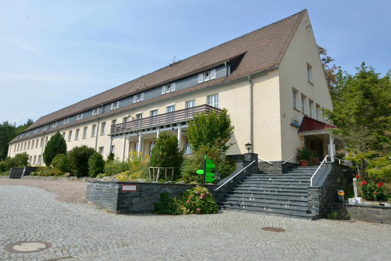 Land- Und Golfhotel Alte Fliegerschule Eisenach Exterior foto